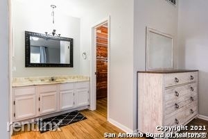 4107 Medical Dr Apt 5208 - Photo 12