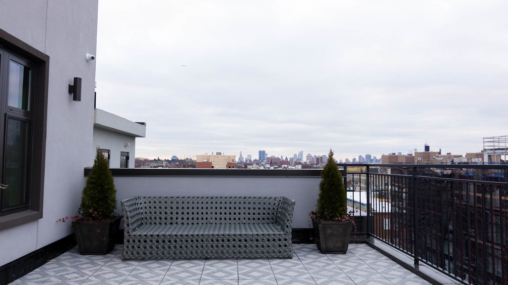 818 Lexington Avenue - Photo 9