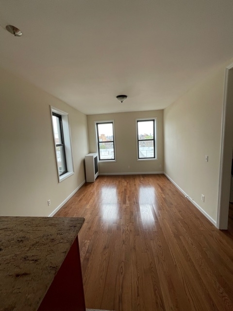 28-18 42nd Street - Photo 2