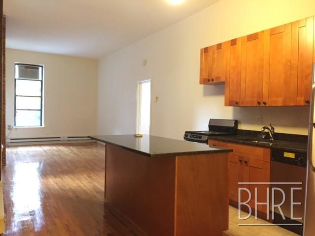 141 Amity St. - Photo 2