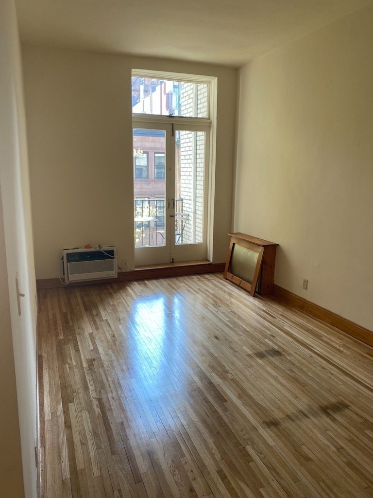 239 West 68 Street - Photo 2