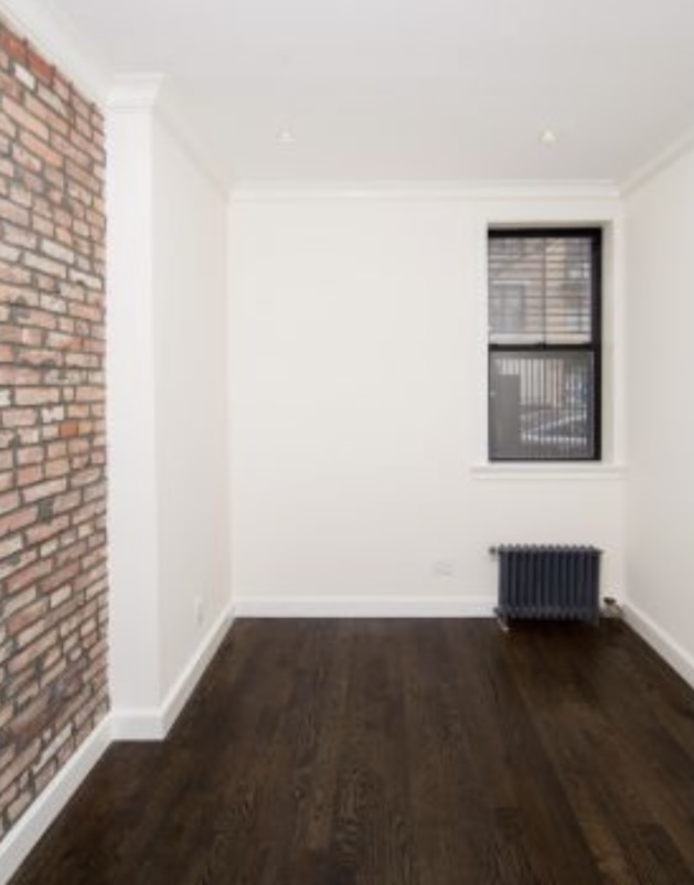 307 Mott Street - Photo 3