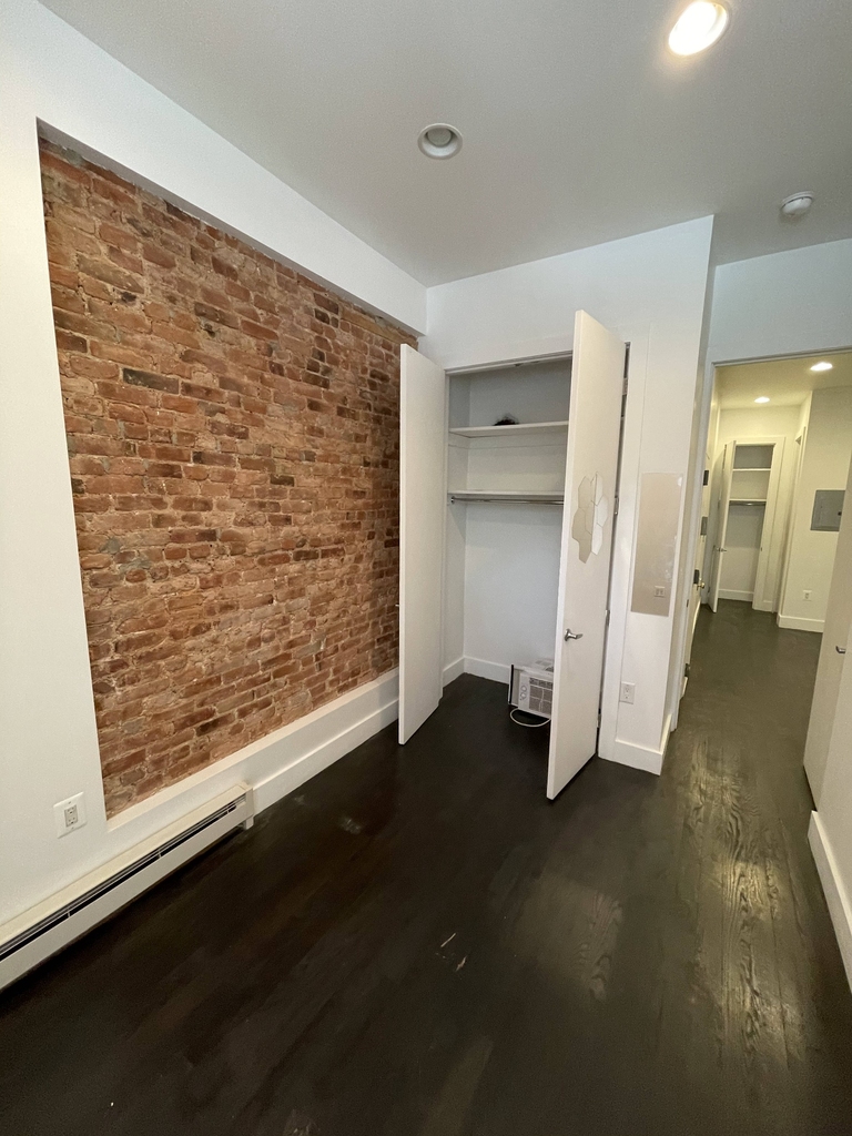 55 Brooklyn Avenue - Photo 6