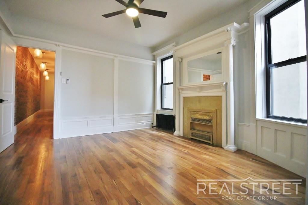 1391 Dean Street - Photo 6