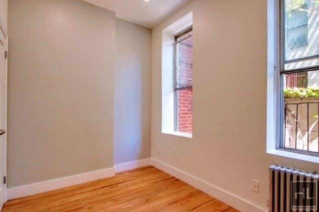 East 5th Street - No Fee - Photo 3