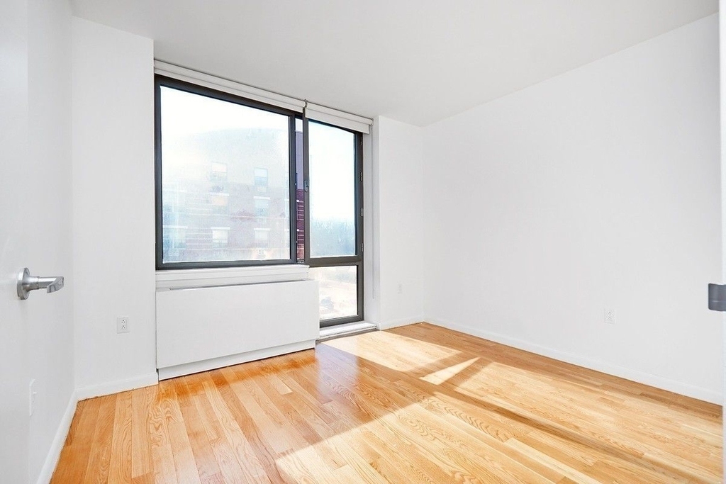 1770 Madison Avenue - Photo 7