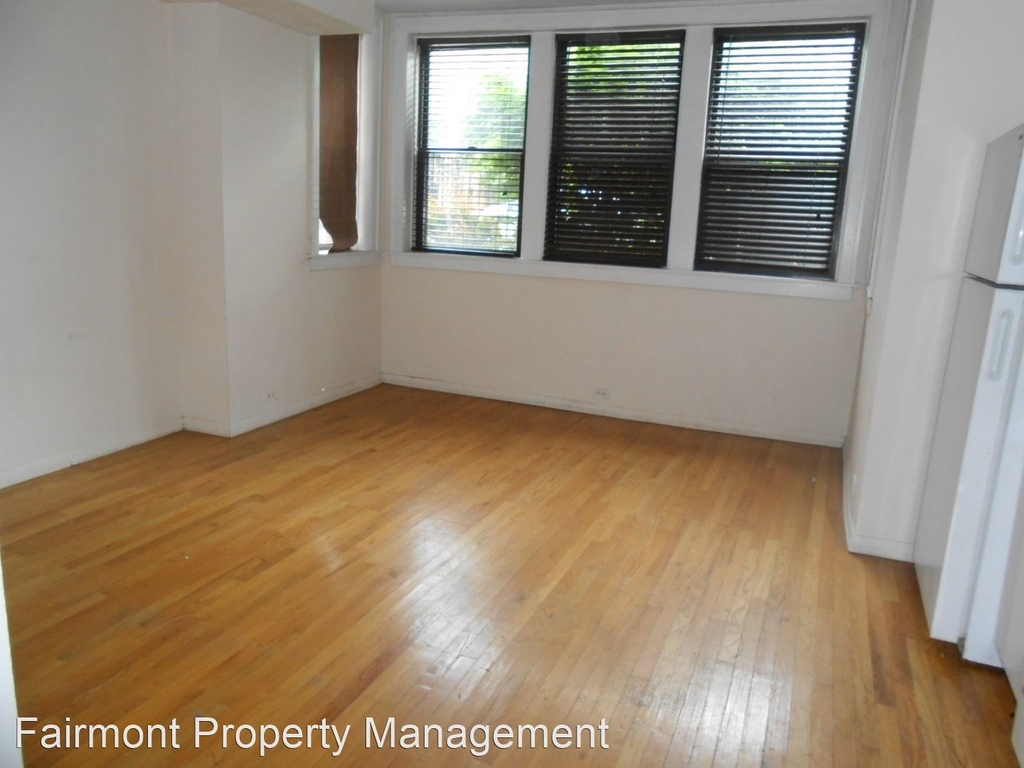 2325 W. Addison Unit Gdn - Photo 4