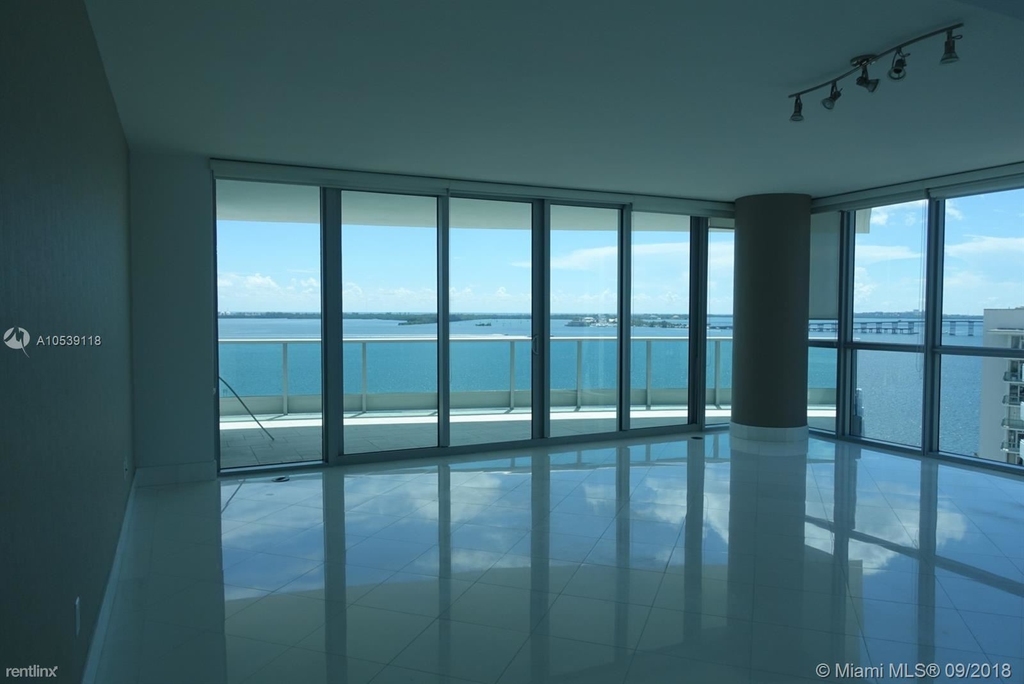 1331 Brickell Bay Dr Apt 1331 - Photo 7