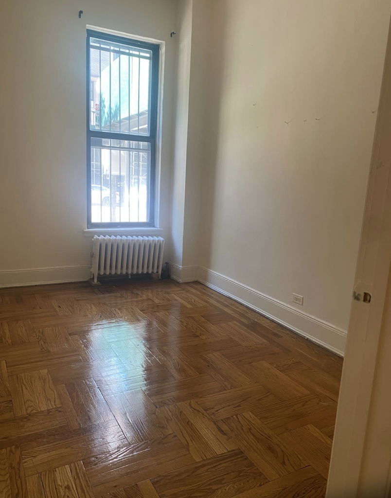 425 West 57th Street - Photo 3