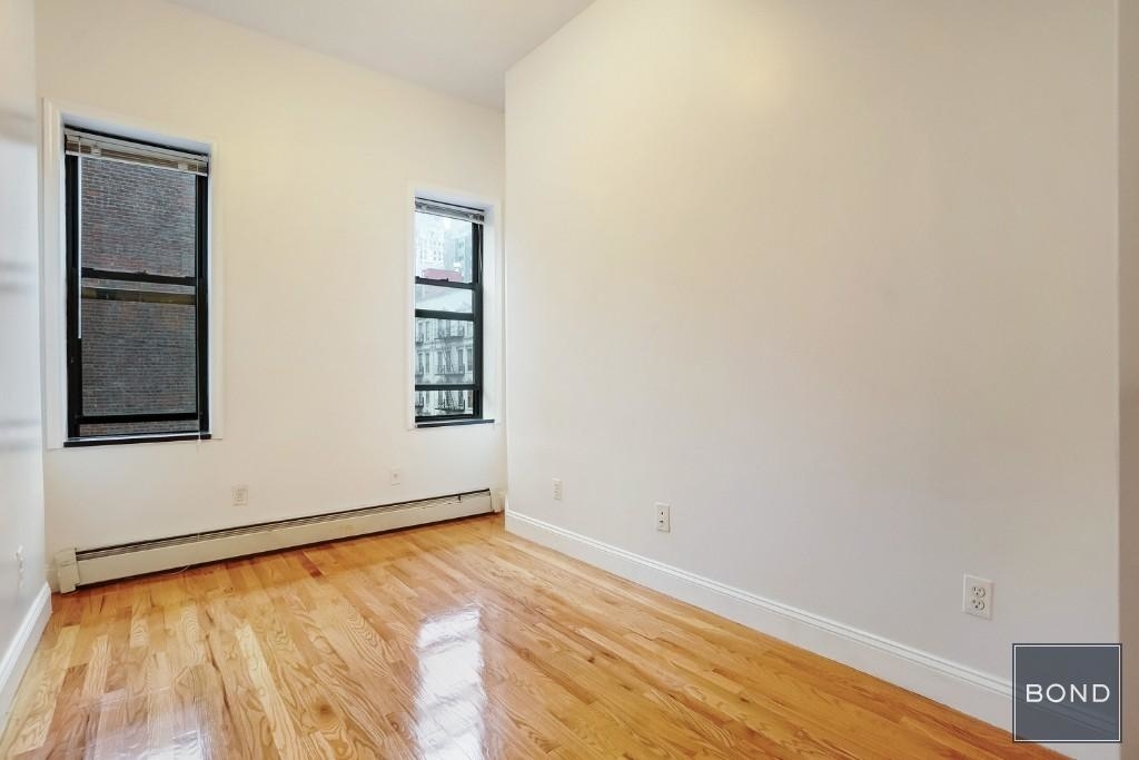 207 Second Avenue - Photo 2