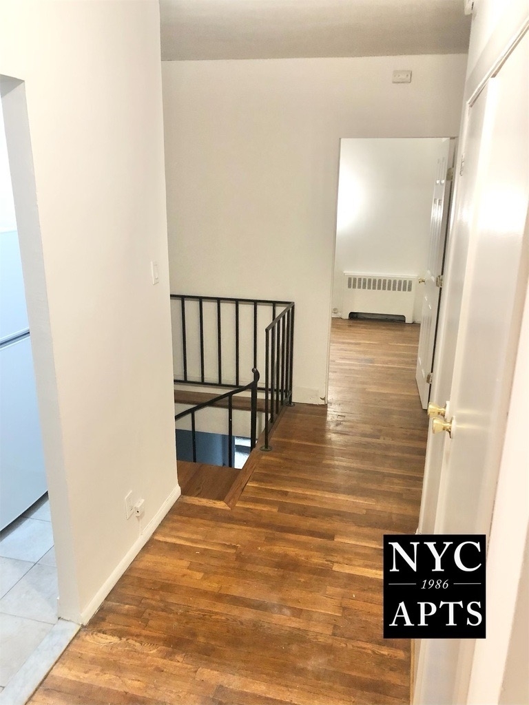 345 East 72nd Street - Photo 2