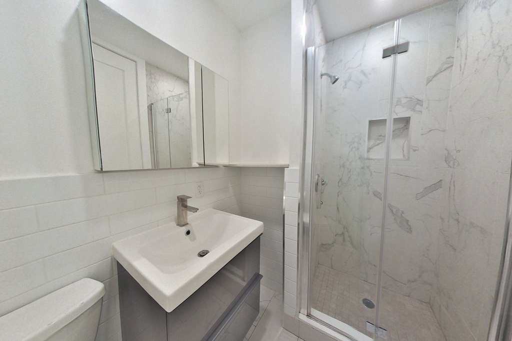 156 East 85th Street - Photo 4