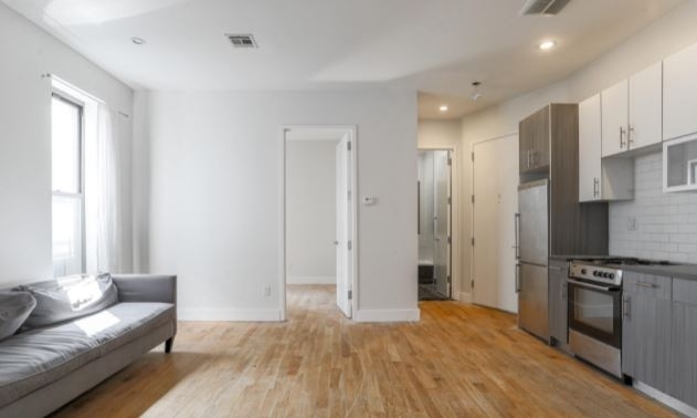 474 Lafayette Avenue #1F Bed Stuy - Photo 0