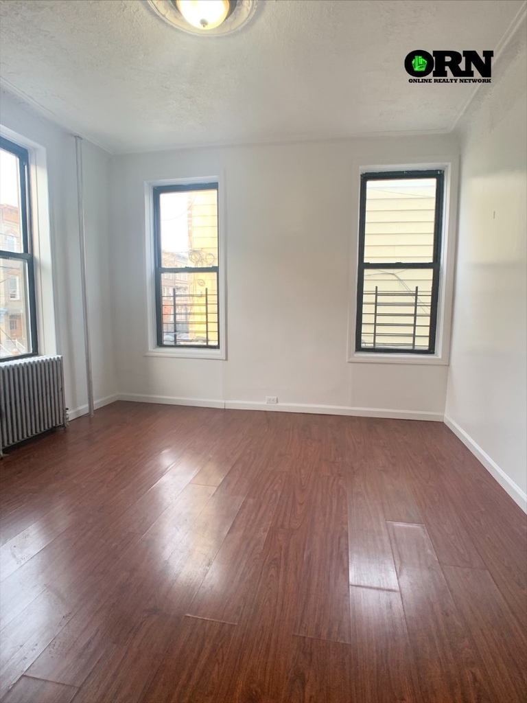 297 Saint Nicholas Ave, #2r - Photo 3