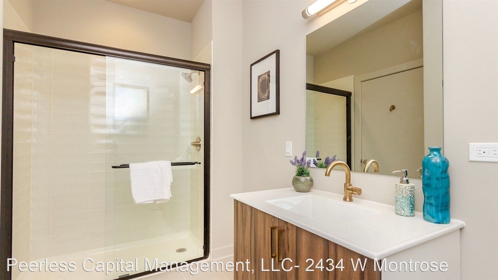 1502 W Ainslie St. - Photo 4