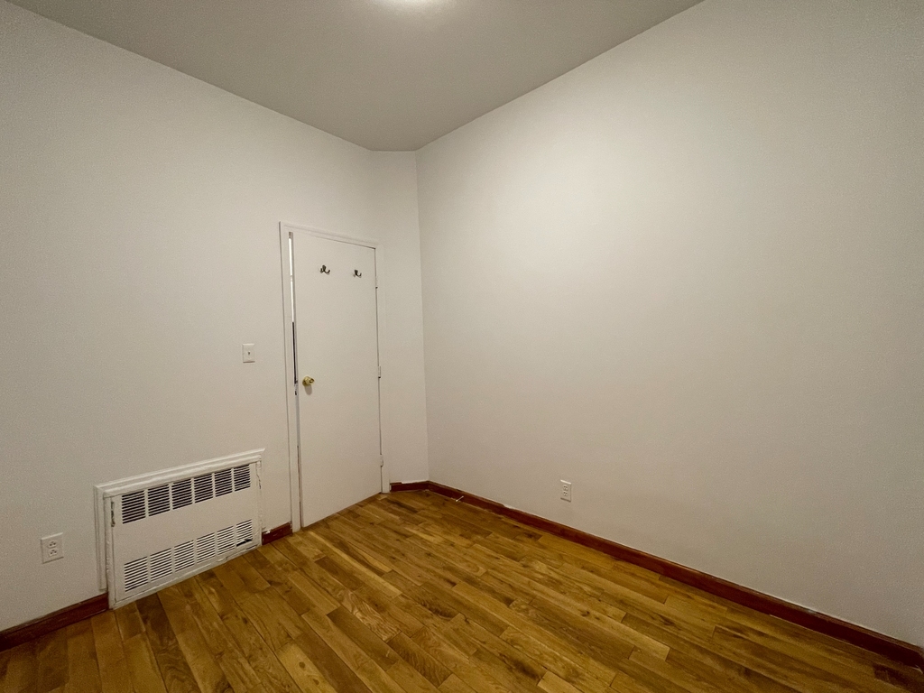 1 BD Available on Bedford - Photo 3