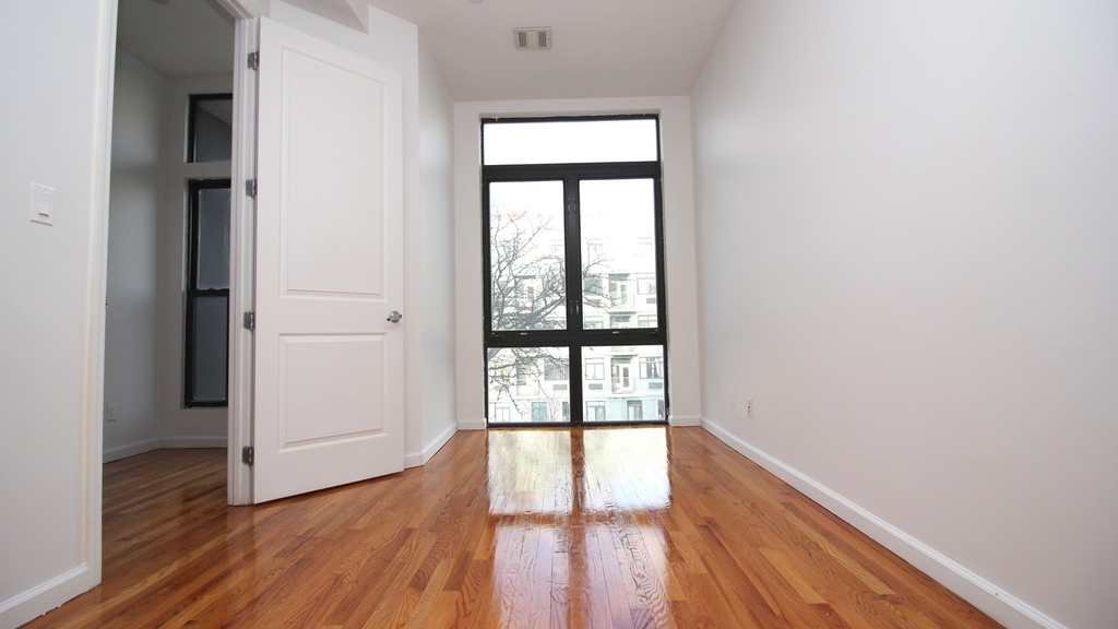 1462 Bushwick Avenue - Photo 4