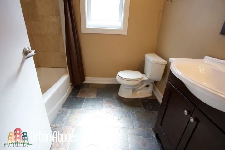 3023 N Oakley Ave 330 - Photo 13