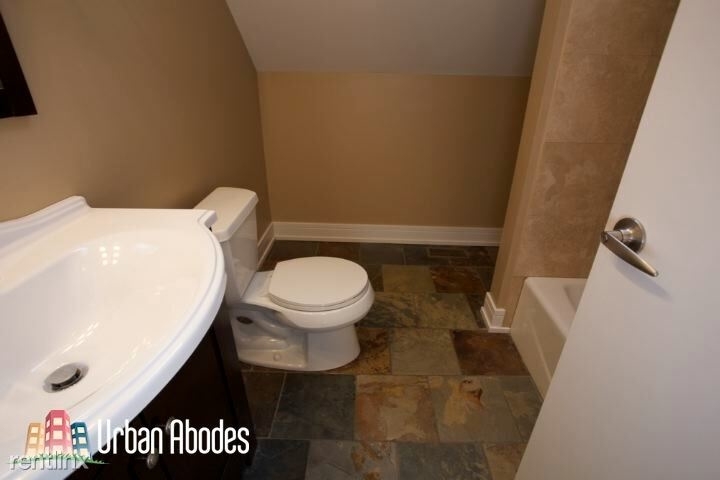 3023 N Oakley Ave 330 - Photo 14