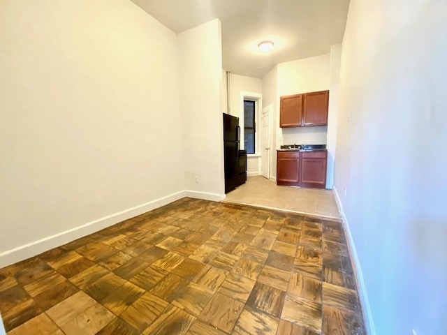 528 Flatbush Avenue - Photo 2