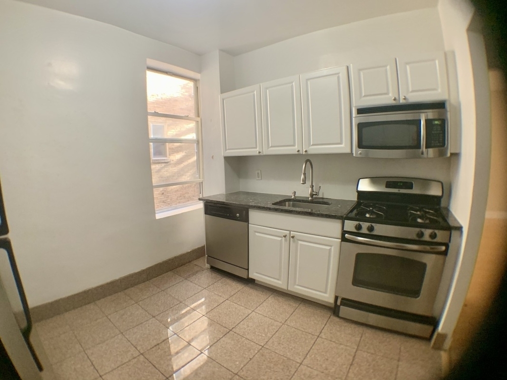 651 West 188th Street - Photo 2