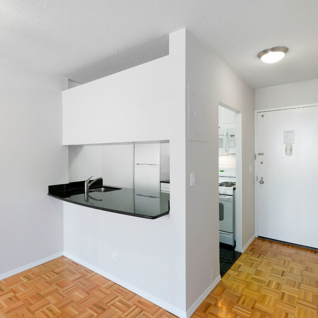 155 East 31st Street - Photo 1