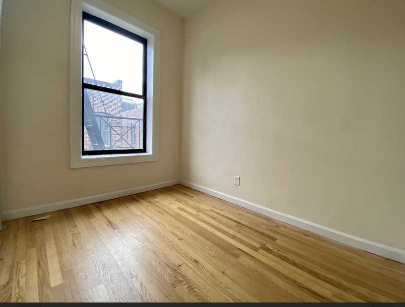 229 East 12th Street - Photo 5