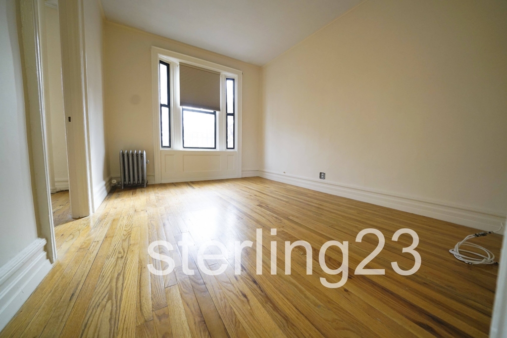 23-90 29th Street - Photo 3