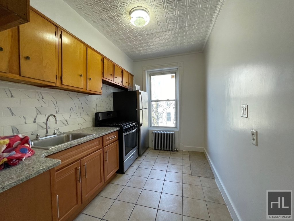 895 Jefferson Avenue - Photo 9