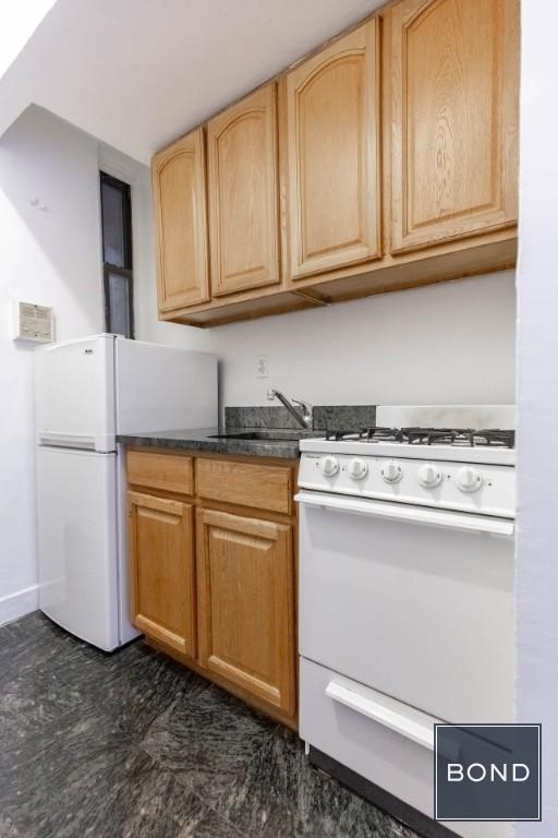 214 West 102nd Street - Photo 3