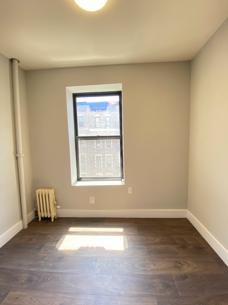 530 West 151st Street - Photo 6