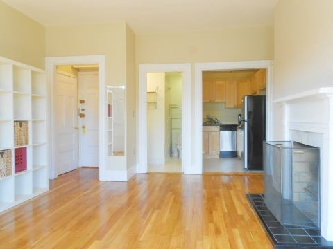 875 Beacon St - Photo 5