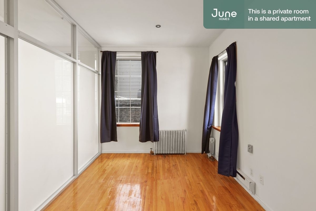 41 West 46th Street - Photo 3