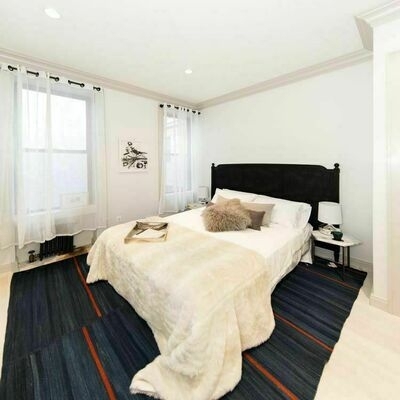 134 East 61st Street - Photo 4