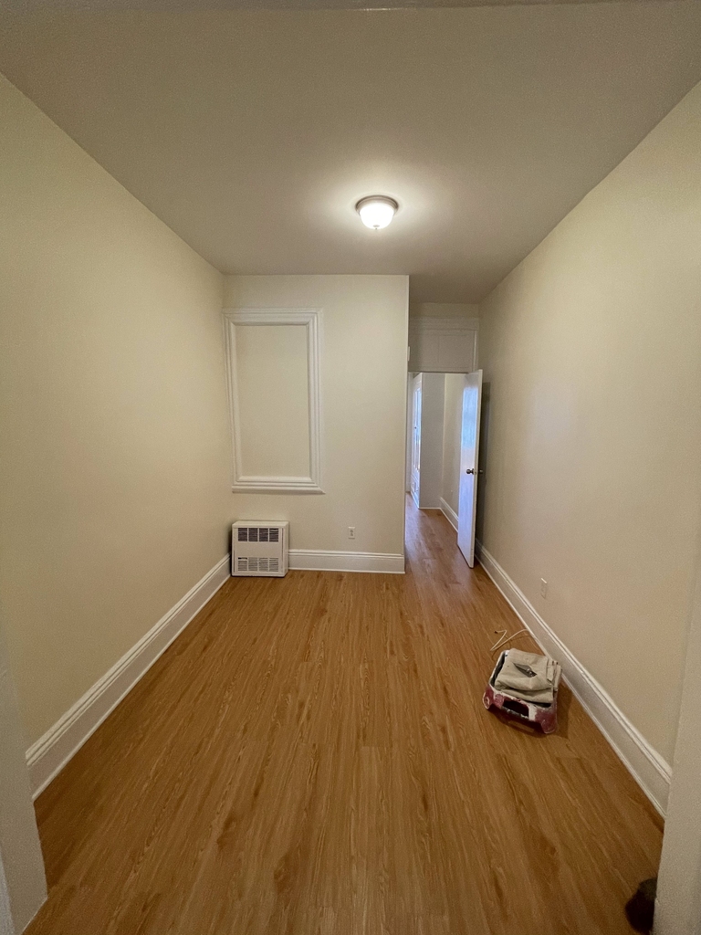 593 Park Place - Photo 5