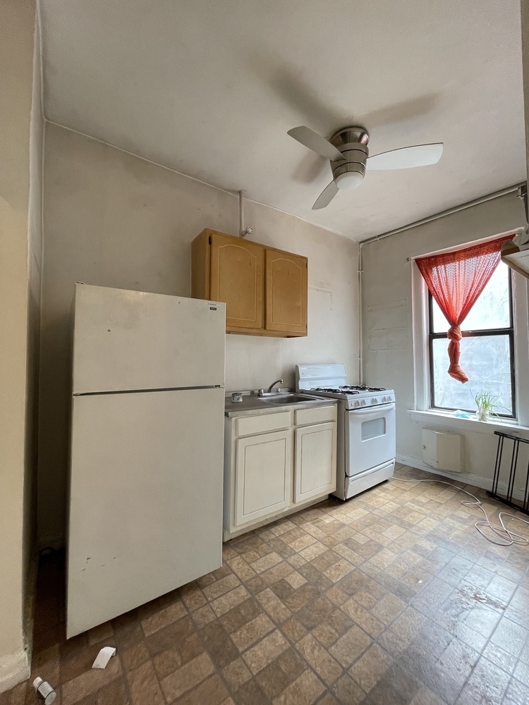 618 West 142nd Street - Photo 1