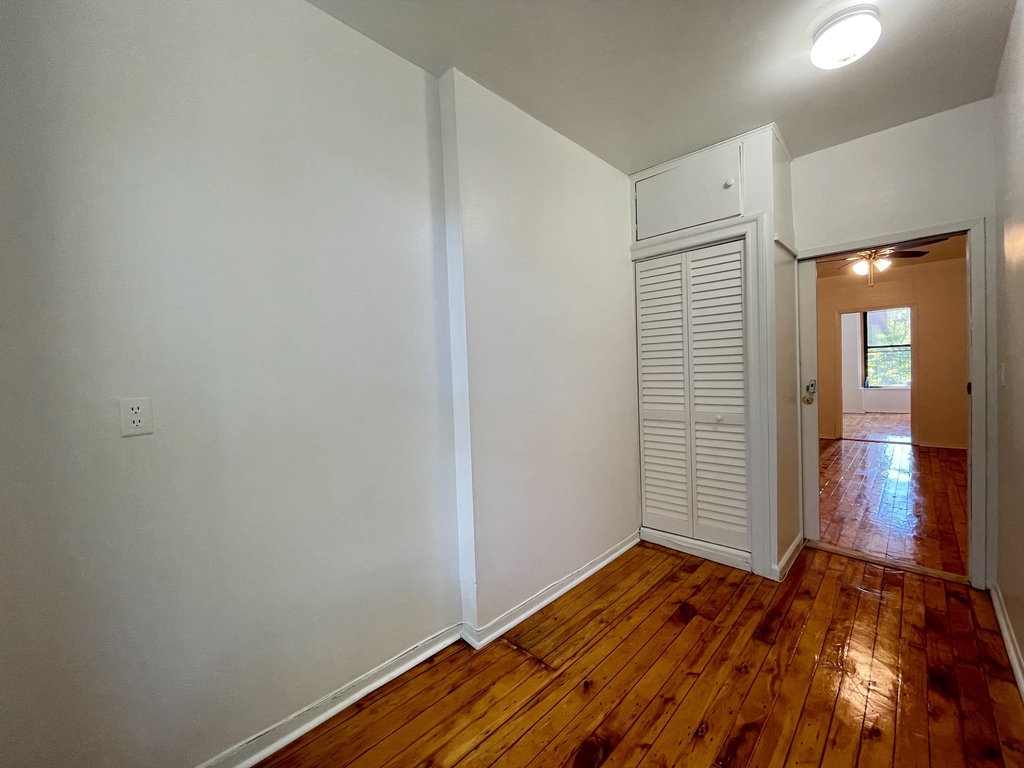 231 East 115th Street - Photo 7