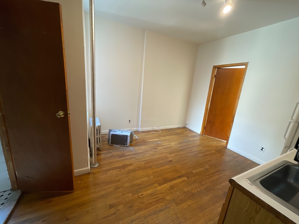 230 East 25th Street - Photo 1