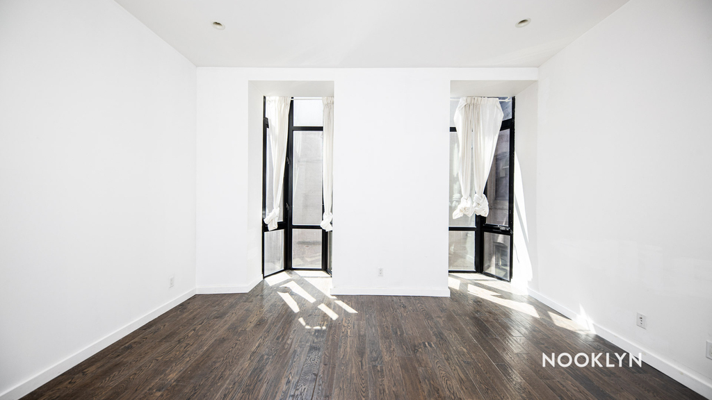 265 Nostrand Avenue - Photo 8