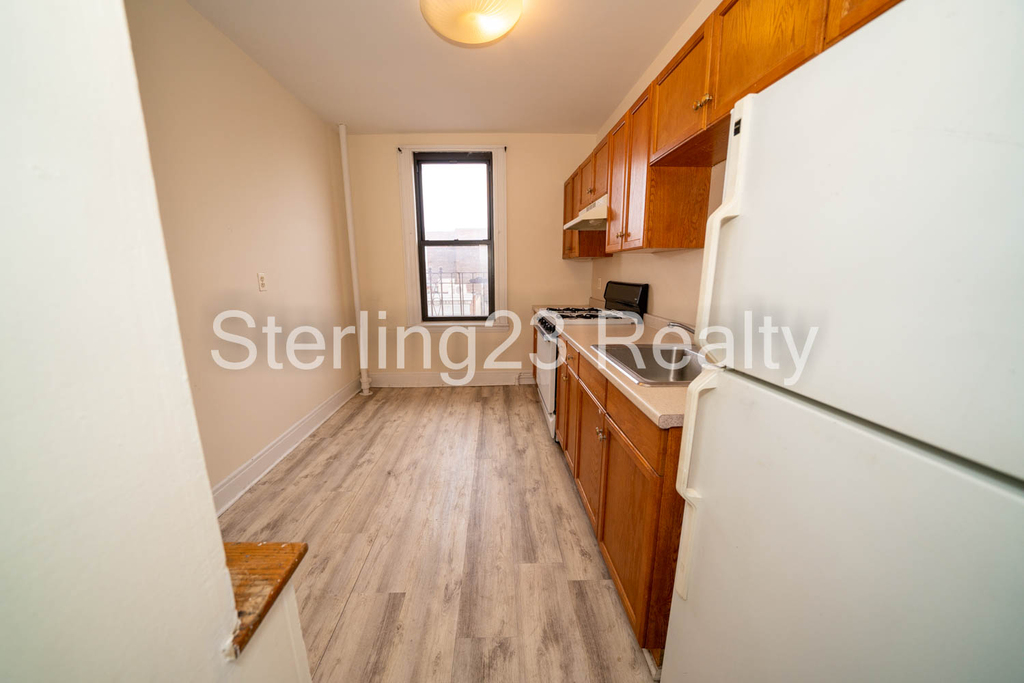 31-6 38th Street - Photo 2