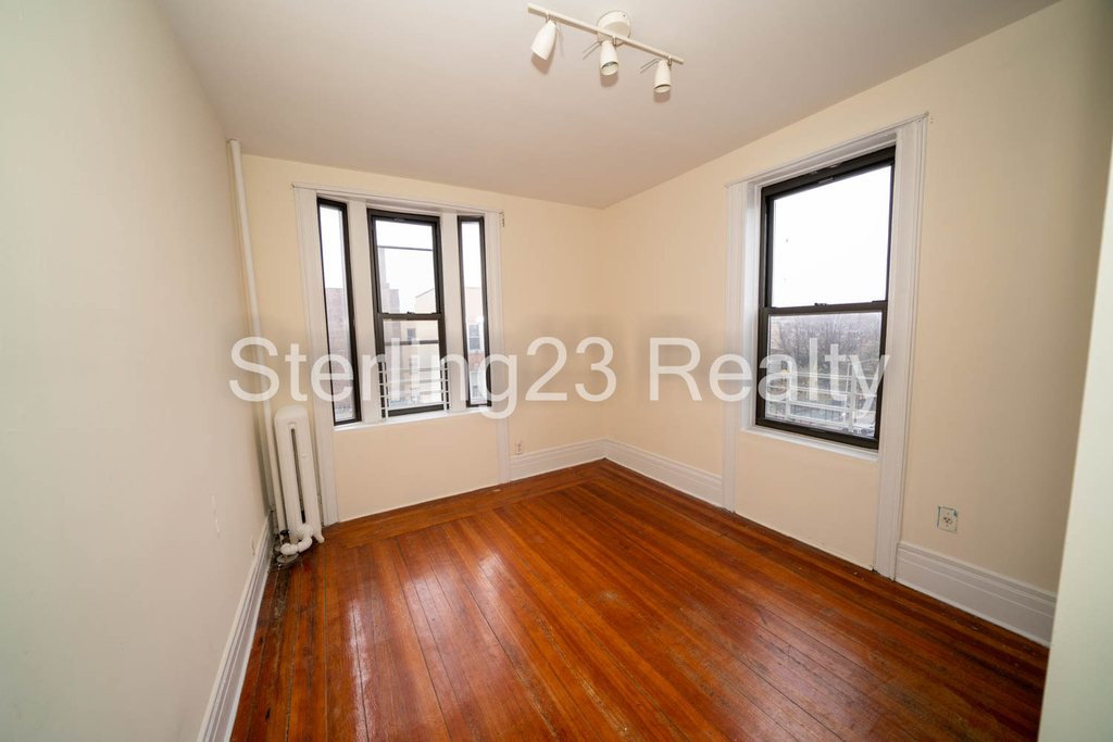 31-6 38th Street - Photo 11