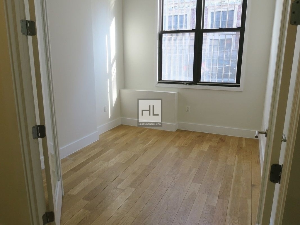 751 Dekalb Avenue - Photo 5