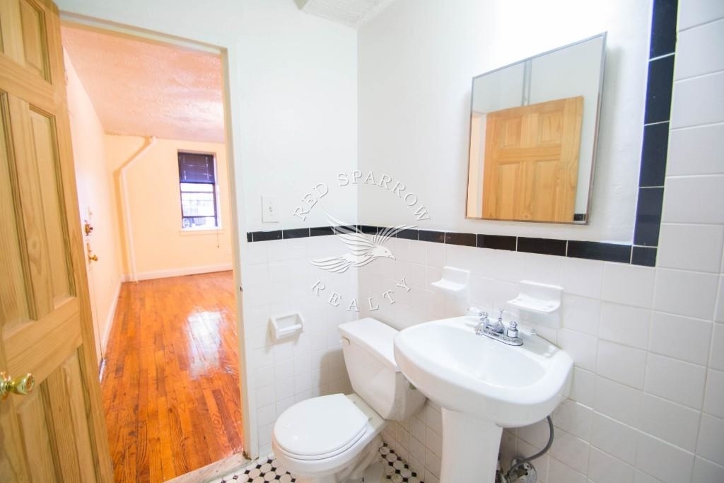 160 West 132nd Street - Photo 10