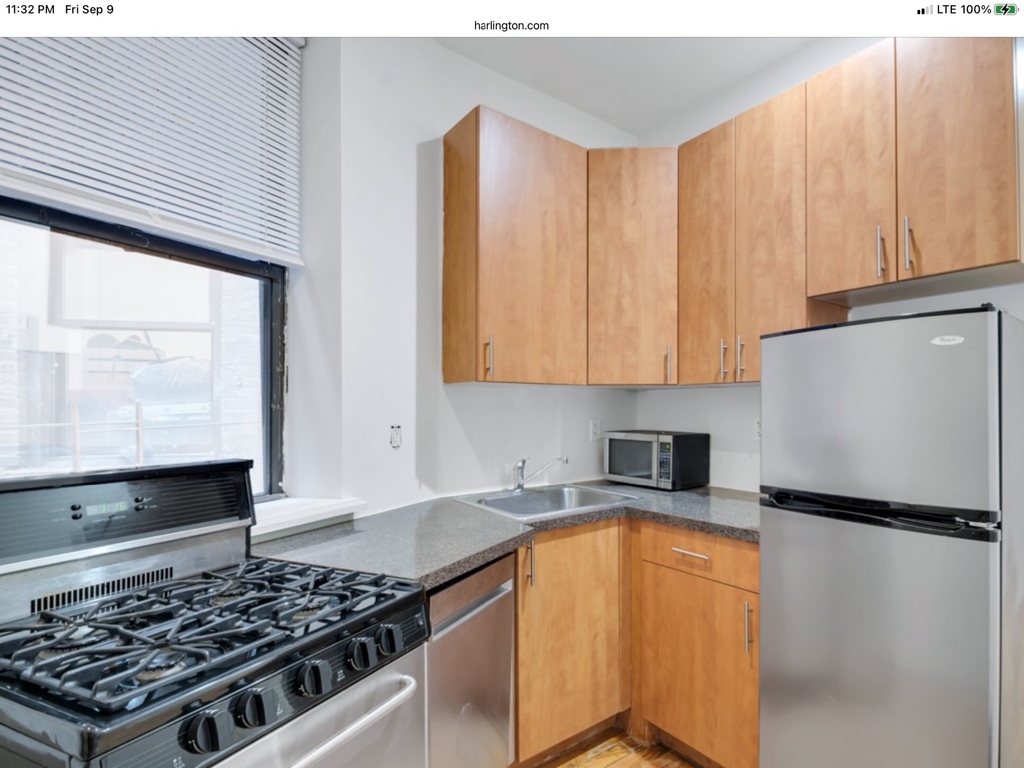 63rd Street & Columbus Avenue  - Photo 2
