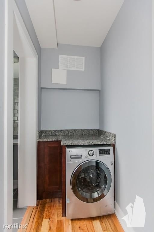 550 W Arlington Pl 310 - Photo 4