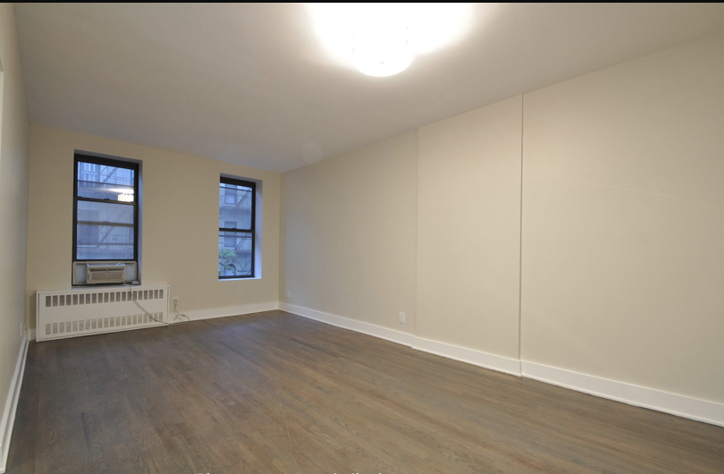 226 East 25th Street - Photo 1