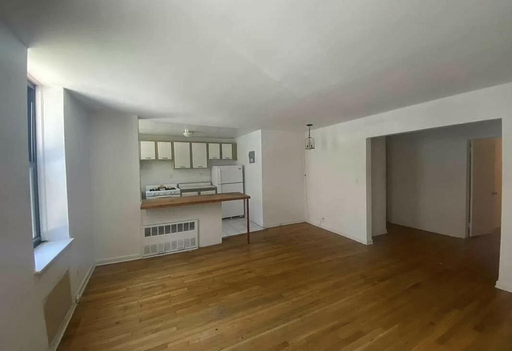 300 East 49th Street - Photo 1