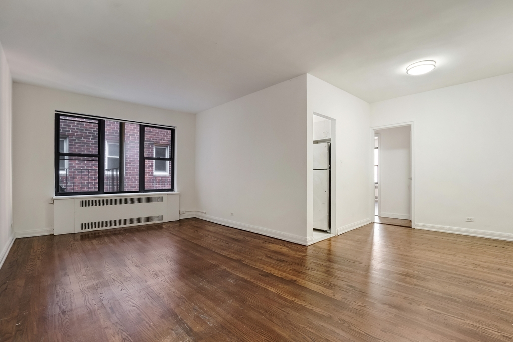 162 West 55th Street - Photo 1