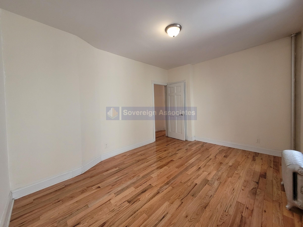 20 Magaw Place - Photo 1