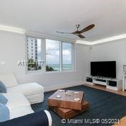 2301 Collins Ave - Photo 2